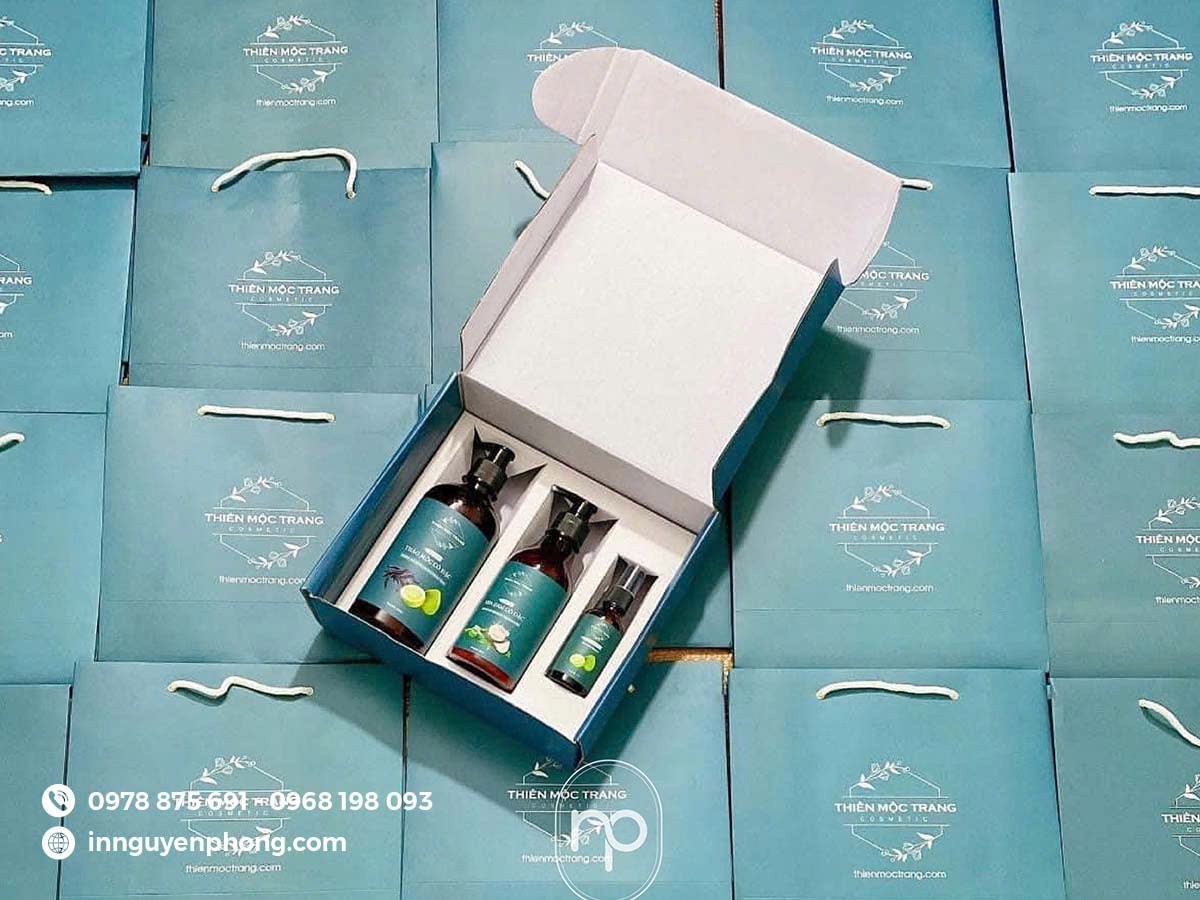 Những sản phẩm hộp với thiết kế đơn giản, chuyên nghiệp